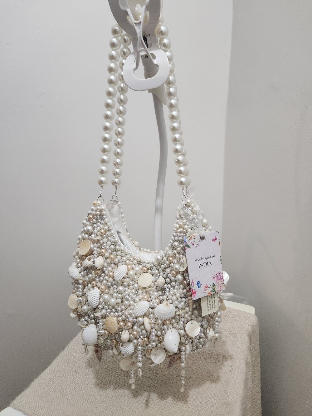 Embellished Pearl & Shell Shoulder Bag - White